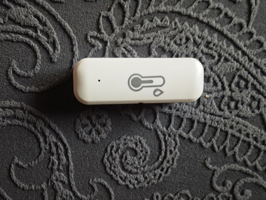 Продам небольшой набор для умного дома.