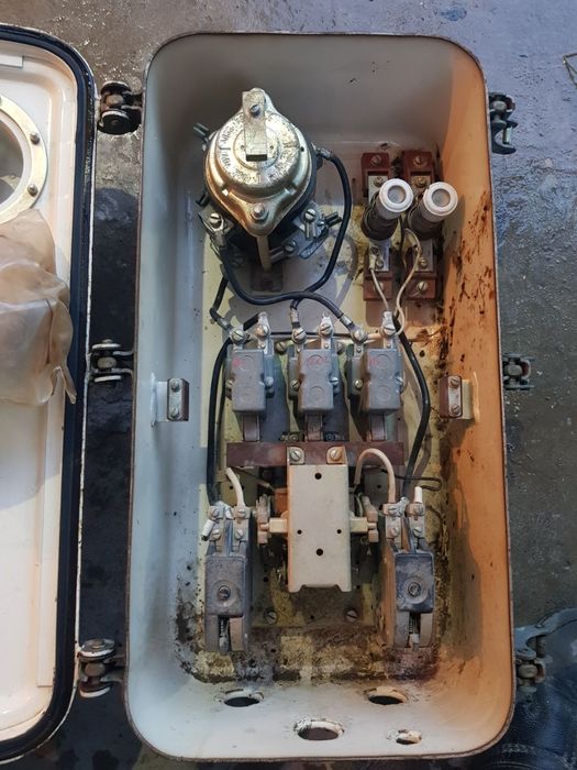 Пускатель.380 V,