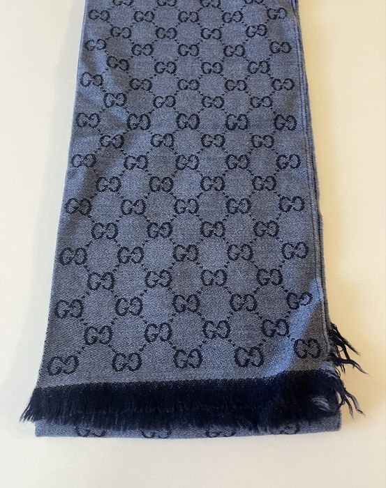 Продам шарф Gucci