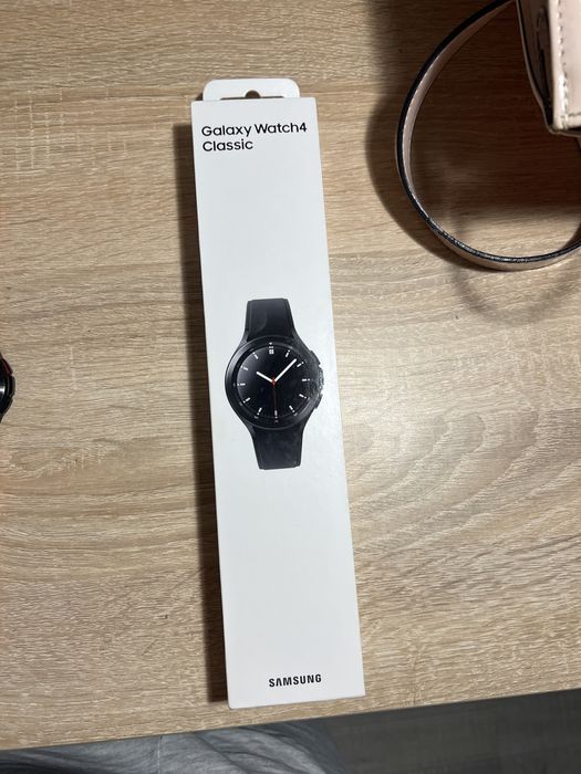 Часовник,Galaxy watch4 classic