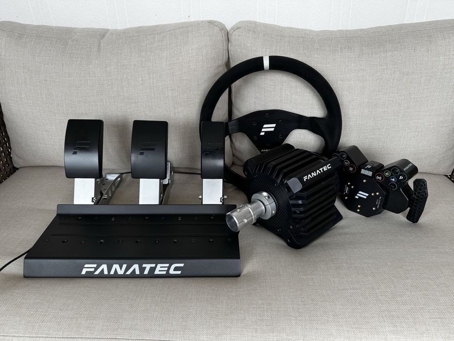 Fanatec GT DD Pro 8Nm и CSL LC педали