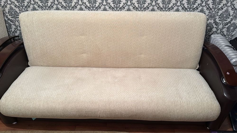 Раскладной диван и кресло