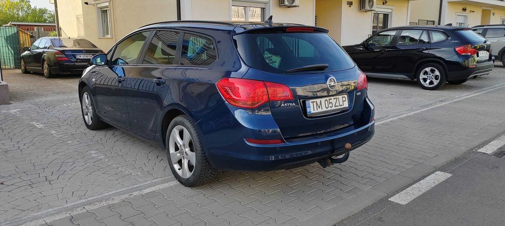 Opel Astra Opel Astra J 1.7 CDTI Sports Tourer