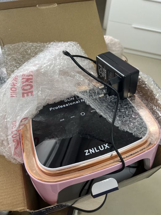 Лампа для ногтей безпроводная