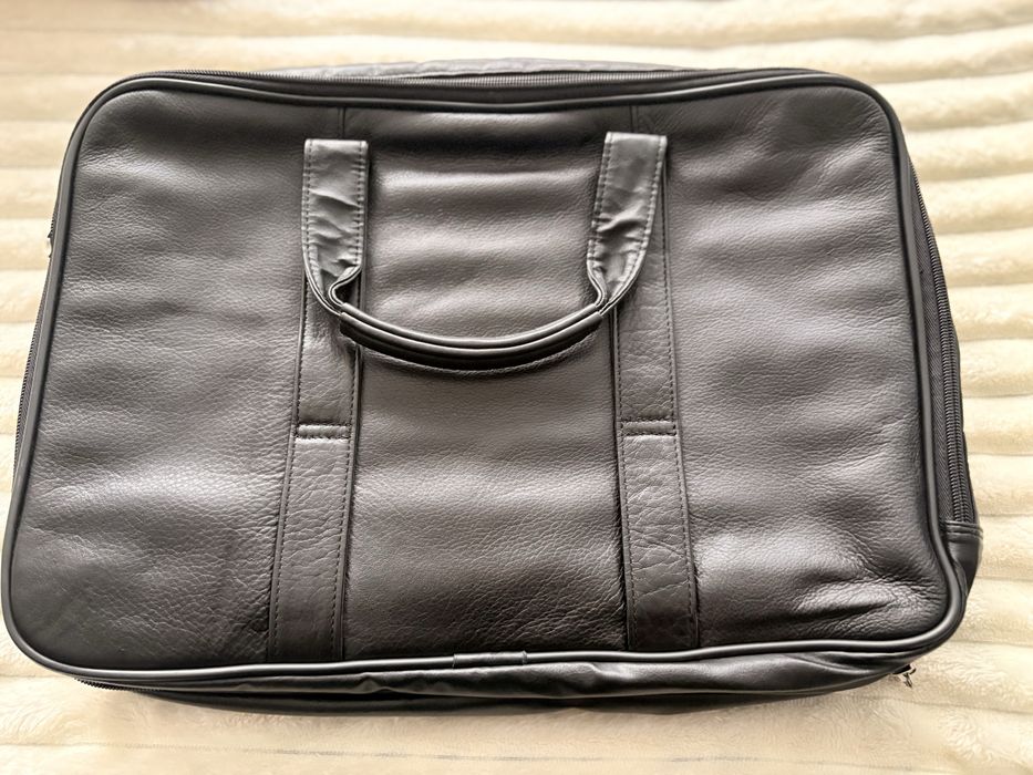 Чанти за лаптоп от естествена кожа, бизнес чанти