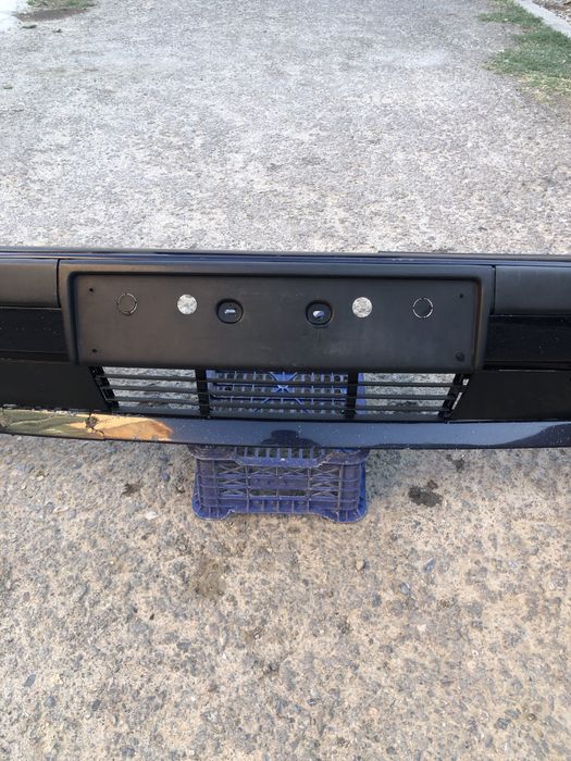 Бмв е34 передний бампер оригинал