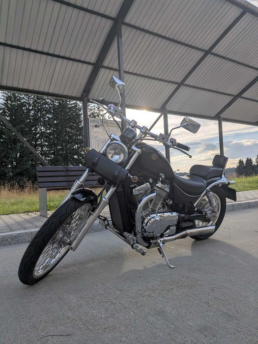 Suzuki Intruder 750