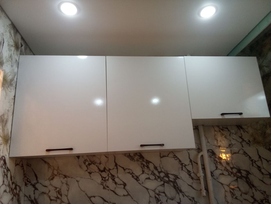 Продается кухонный гарнитур Срочно