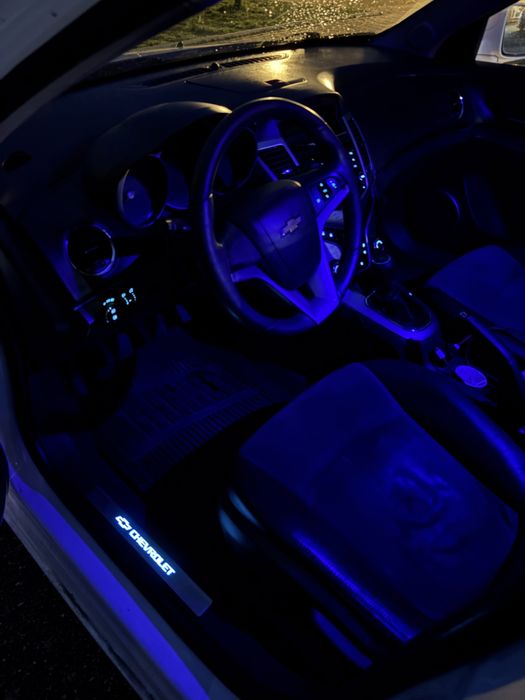 Vând Chevrolet Cruze 2010