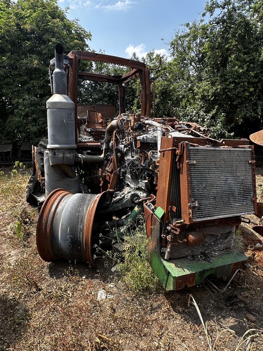 John Deere  8400R