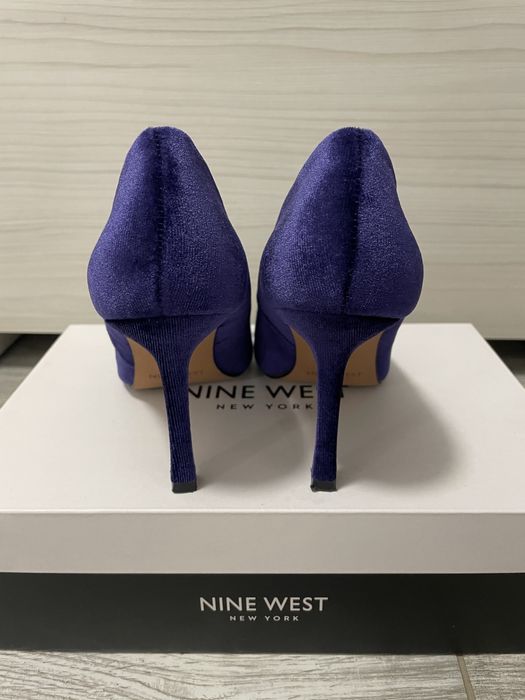Pantofi mov eleganti cu toc inalt