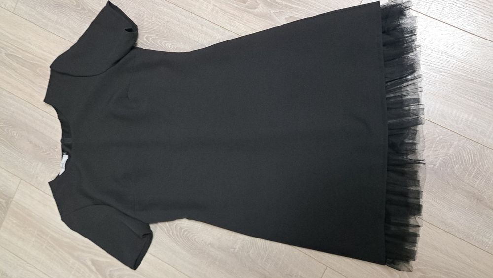 Продам чёрное платье