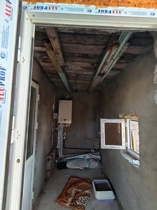 Xovli uy sotiladi