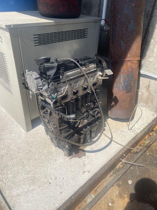 Motor 1.6 TDI pentru piese - Accesorii + Chiulasă incluse