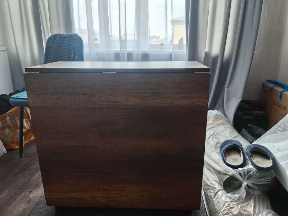 Продам раздвижной стол