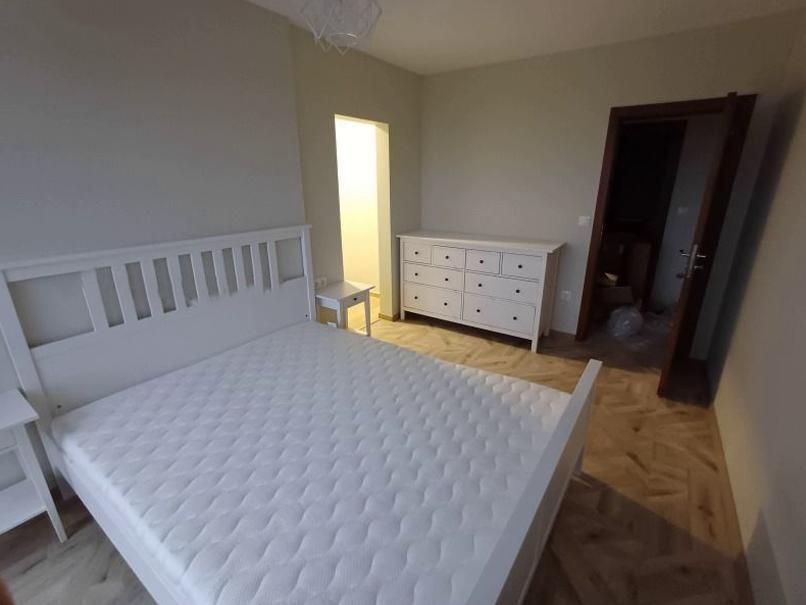 Дава се под наем Тристаен апартамент в София, Витоша - 100 кв.м за 800 € - Снимка #3