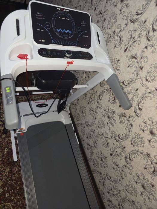 Беговые дорожка в идеальном состоянии много не пользовались