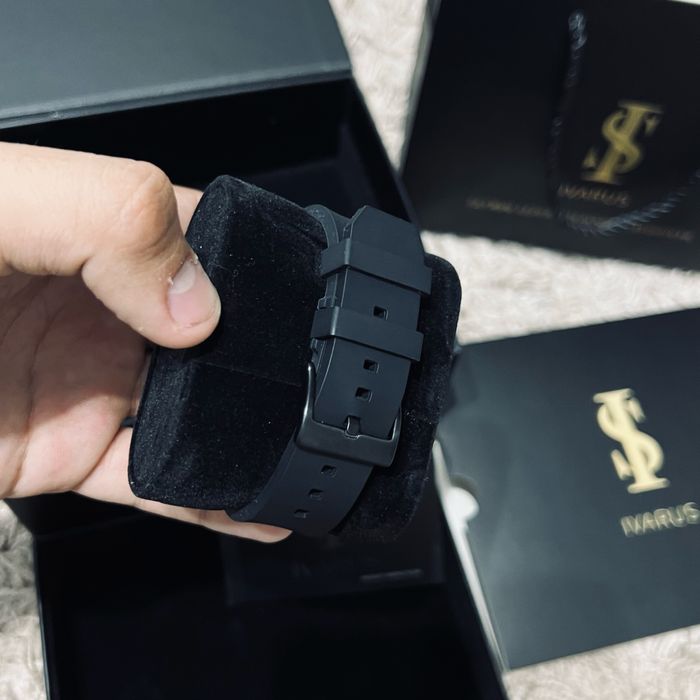 Часы IVARUS Genesis новые