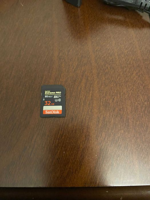 Цифровик CANON EOS 750D