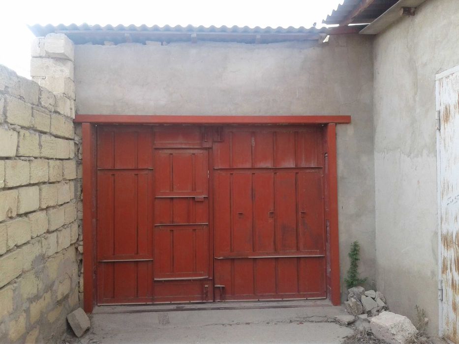 Участок и здание