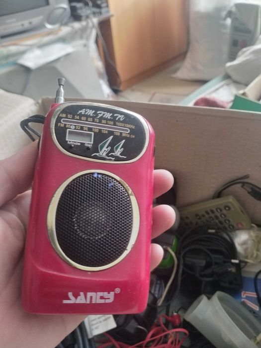 Радио и други боклуци (антики)