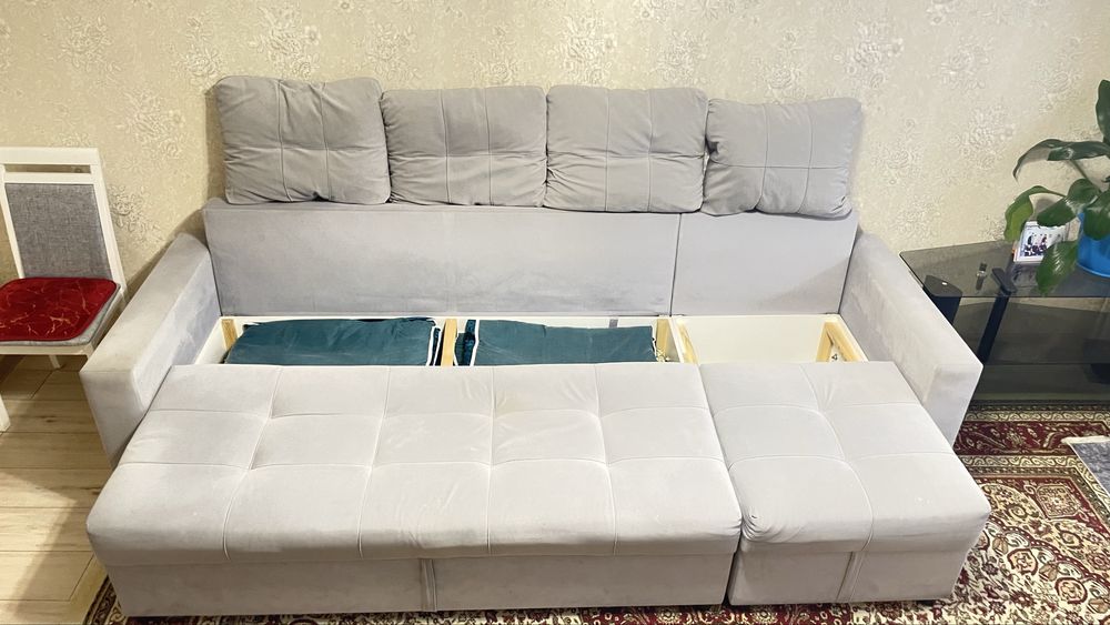 продам диван серого цвета 3 МЕТРА