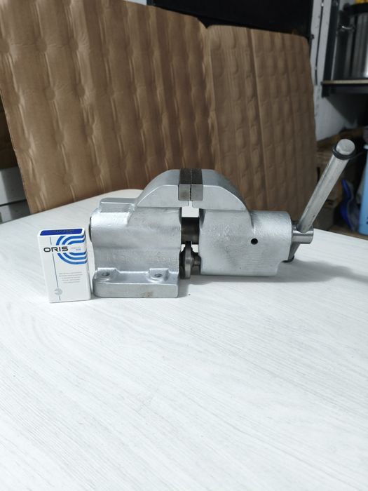 Тиски производства СССР