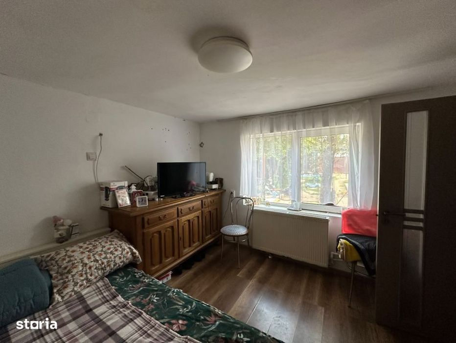Casa cu teren | Bucureştii Noi | Metrou Strauleşti 2' | Curte
