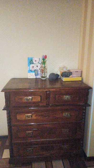 Продам комод и трюмо