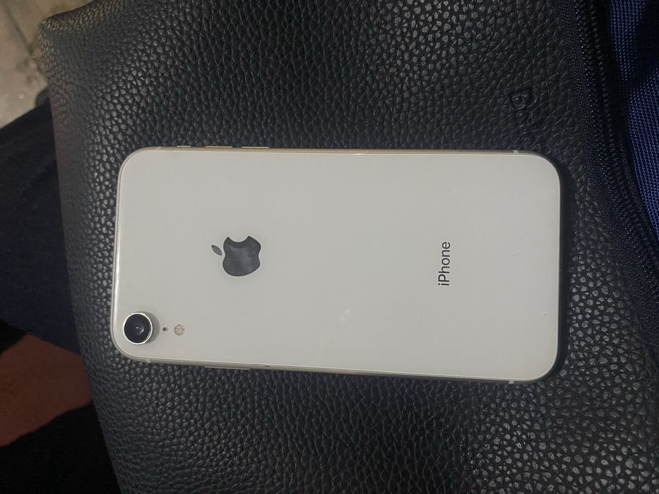 Айфон хр 128гб 76%