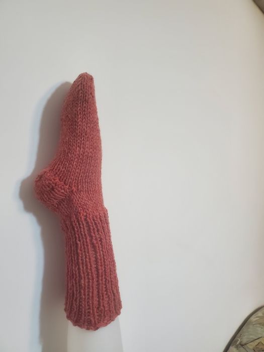 Ръчно плетени дамски вълнени чорапи размер 38