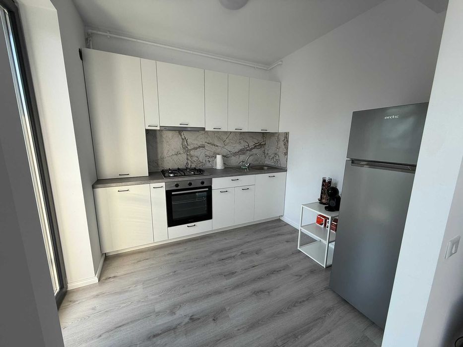 Apartament 3 camere - Prima închiriere!
