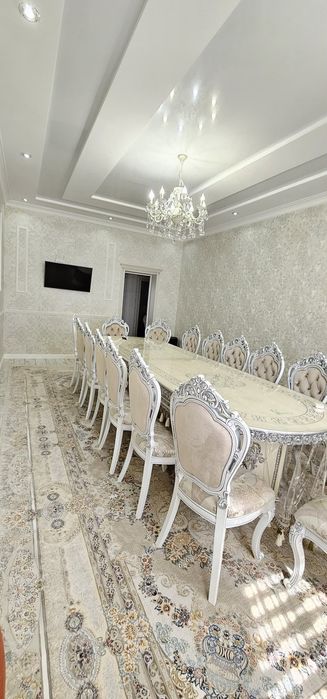 Продам стол  со стульями