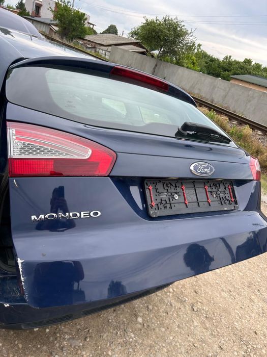 Haion cu lunetă Ford Mondeo Mk4 break