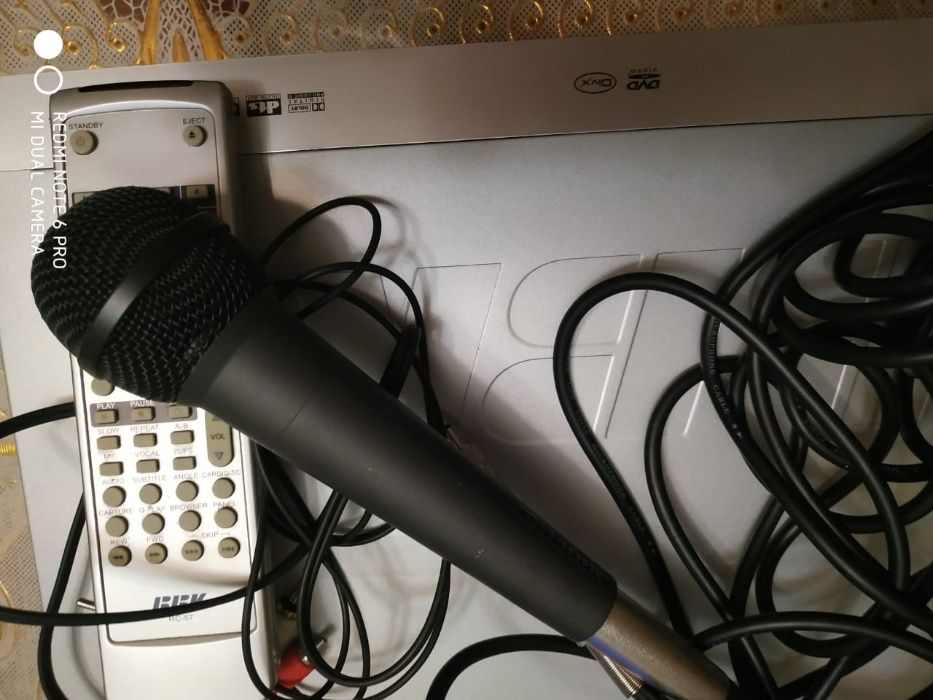 DVD проигрыватель с караоке