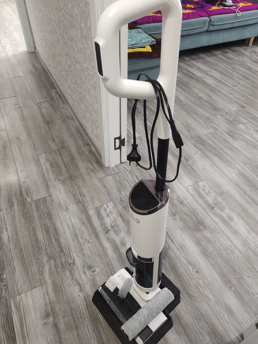 Пылесос либот состояние отличный