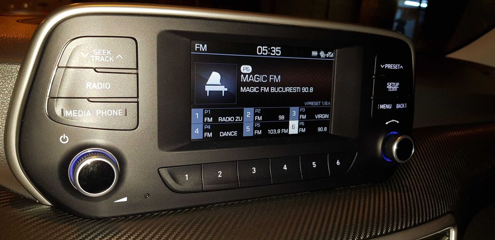 Radio original de pe Hyundai Tucson Confort 2018 - 2019