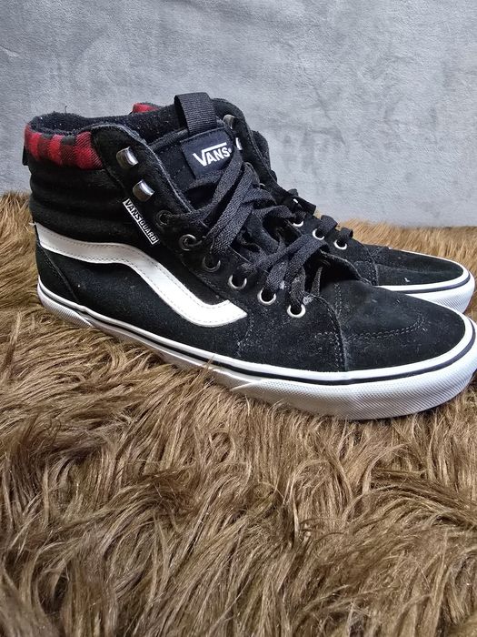 Vans Sk8-Hi MTE-1, model high-top.