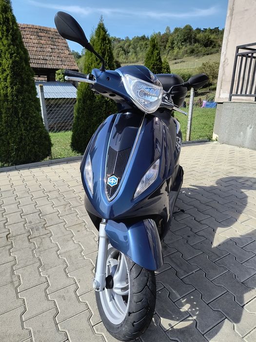 Piaggio NEW FLY 125i AN:2015