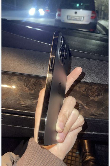 Продам Iphone 14 pro max 256