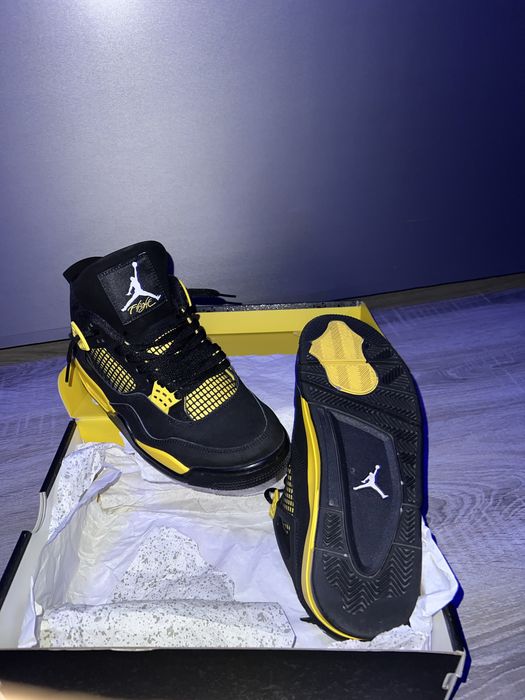 Jordan 4 YELLOW THUNDER 42.5
