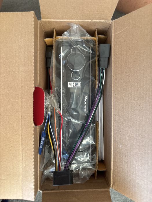 Продается Магнитолла Pioneer 520bt