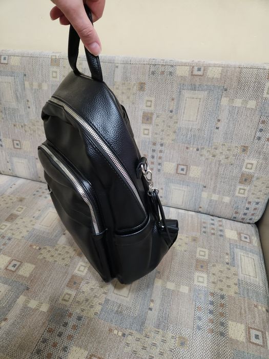 Кожаный новый рюкзак