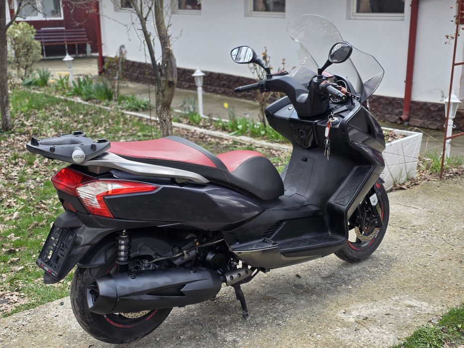 MAXI SCUTER KYMCO 2013 DOWNTOWN ABS  scuter 300 stare perfecta yamaha honda kymco suzuki kawasaki