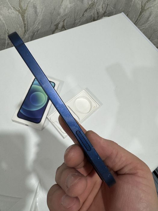 iPhone 12     128 gb