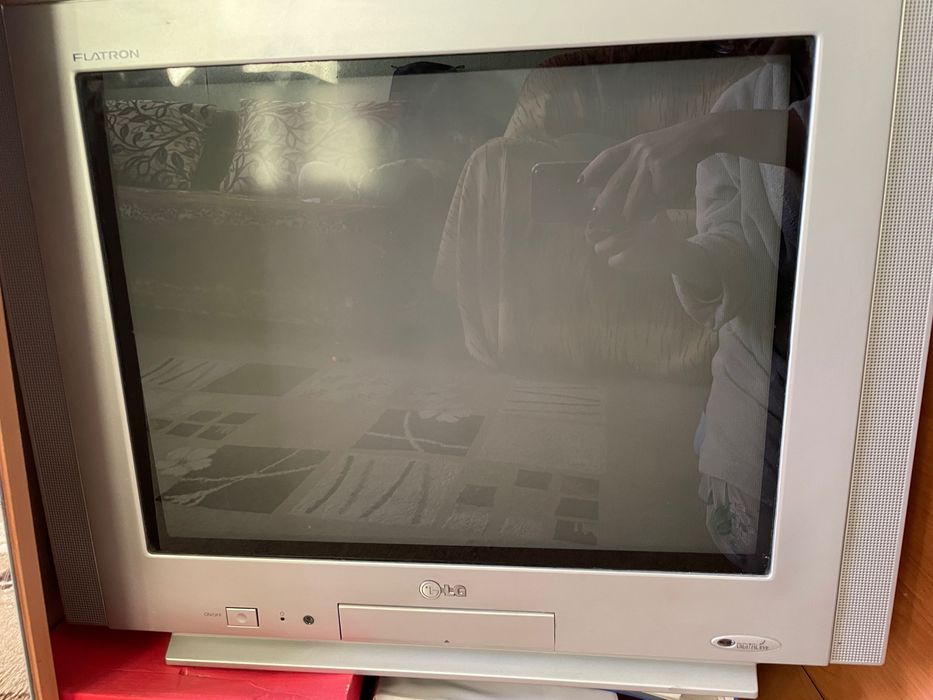 Телевизор LG Flatron