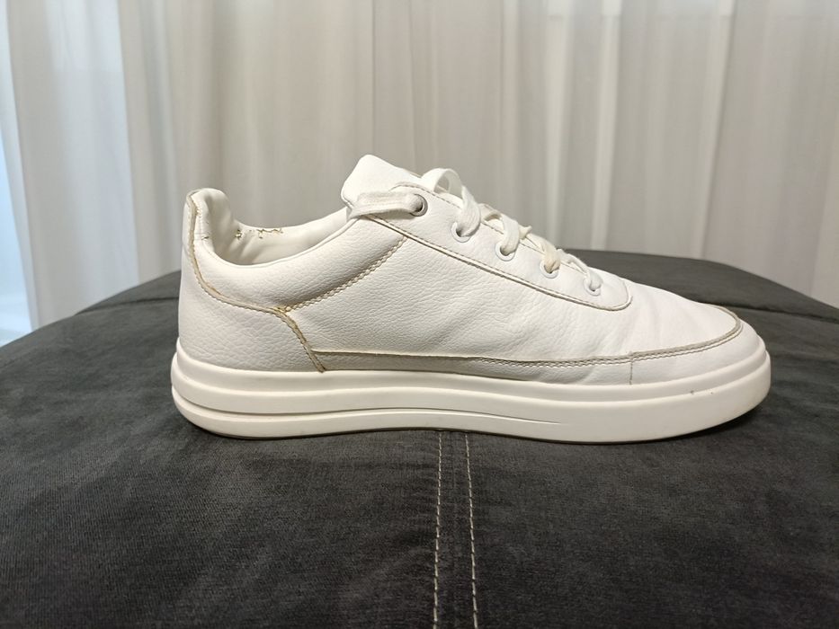 Adidasi tenisi Bee Inspired B33 , marimea 44