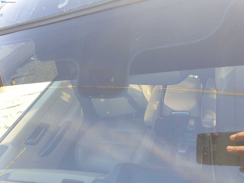 Parbriz Geam Sticla Model cu Senzor Ploaie Lumini si Incalzire cu Imperfectiune Land Rover Range Rover Sport L320 2005 - 2009 [K4435]