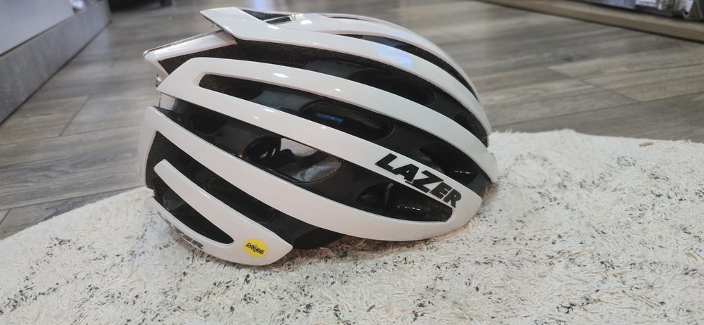 Каска Lazer z1  mips  L размер
