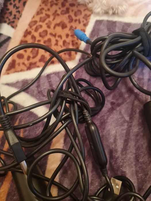 Se vând microfoane st bună